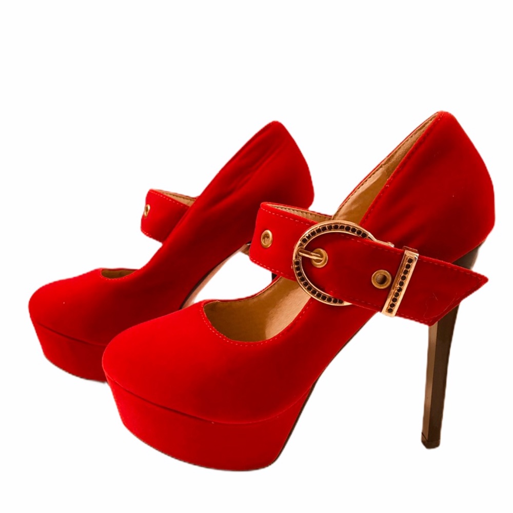 Vero Cuoio 255 US size 8.5 heel shoe